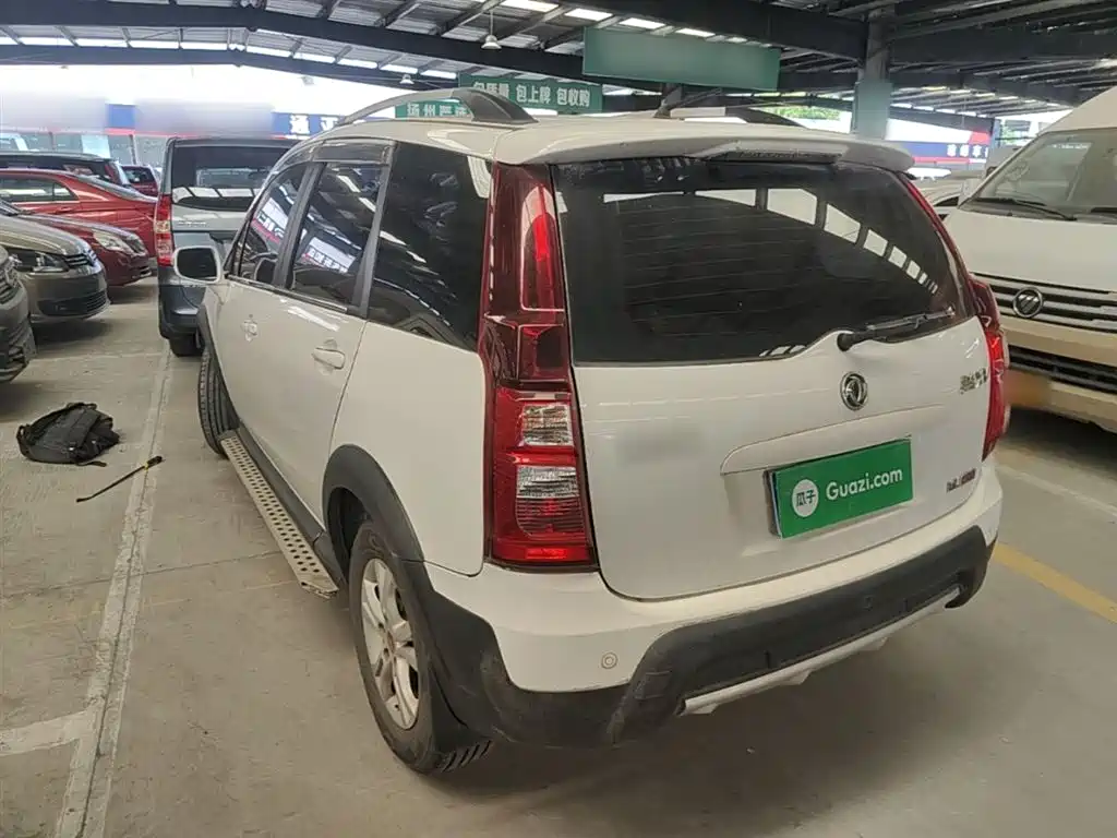 Jingyi XV 景逸XV 2015款 1.6 L CVT豪华型