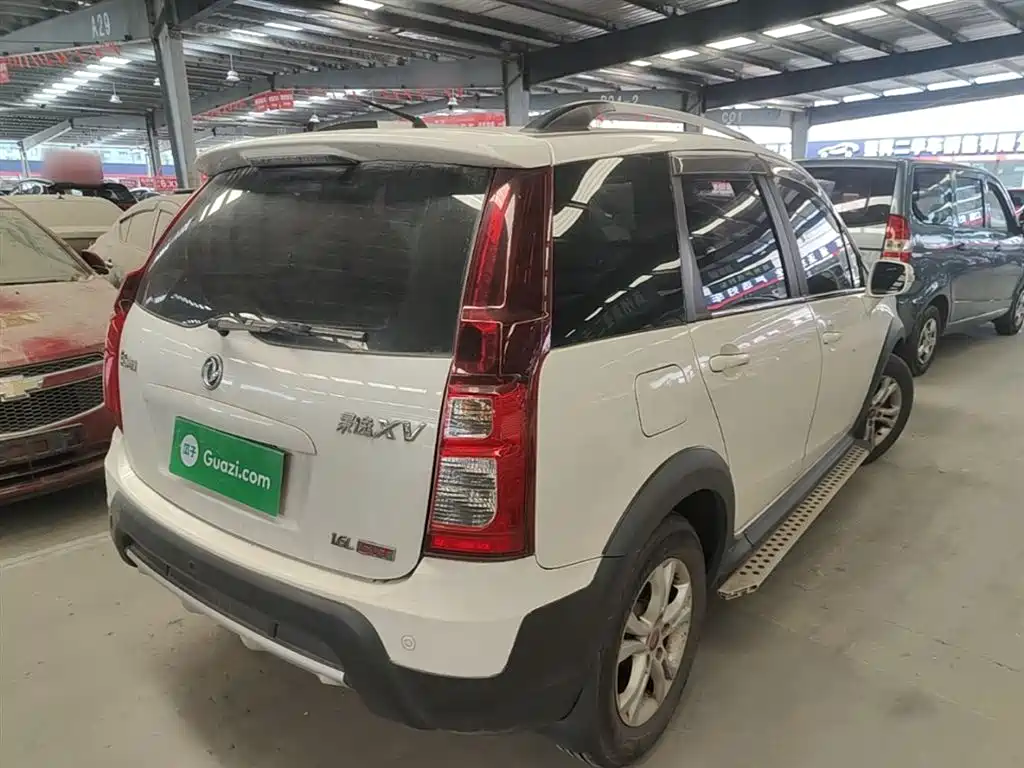 Jingyi XV 景逸XV 2015款 1.6 L CVT豪华型