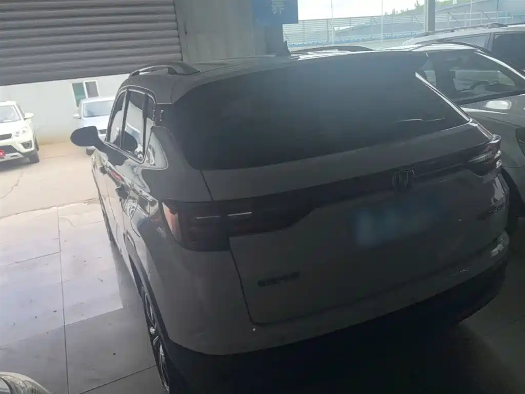 Changan CS35 PLUS Glory Million 1.6 L Manual Luxury