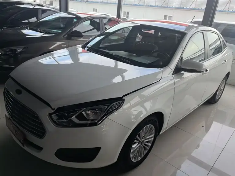 Ford Escort Facelift 1.5 L Auto Comfort