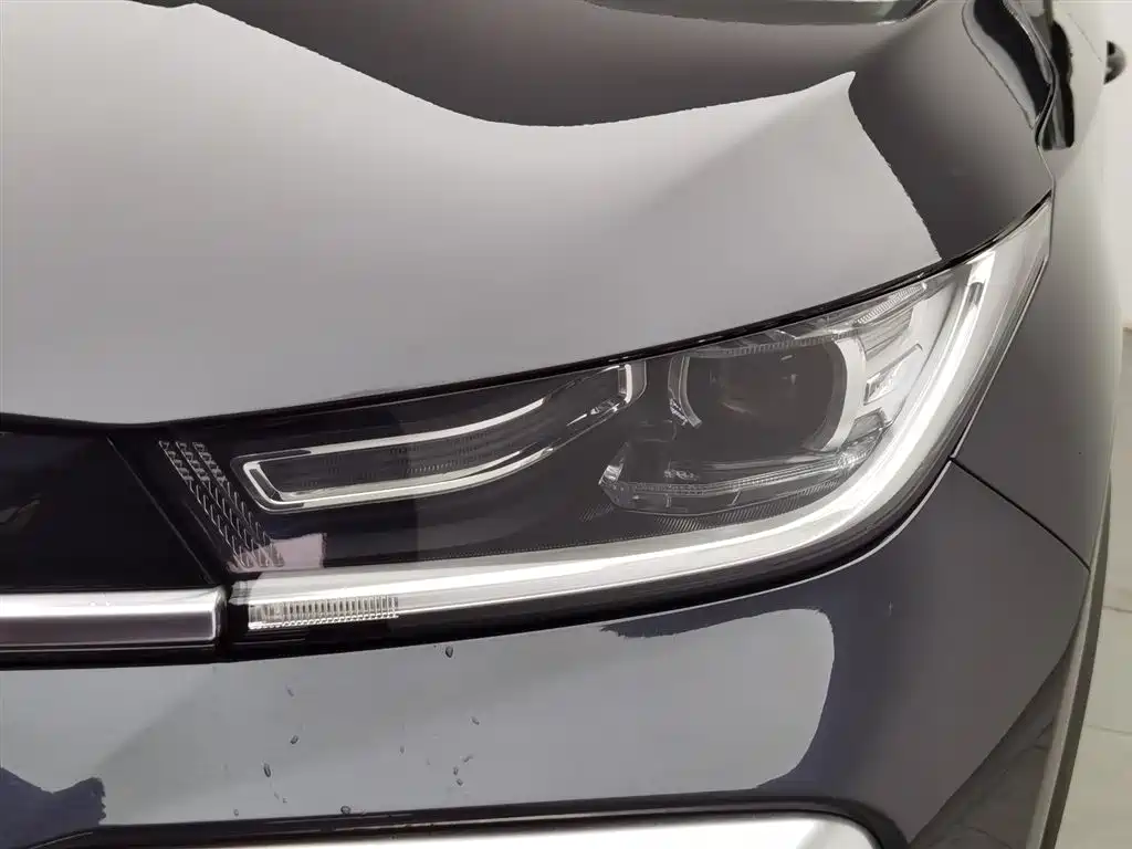 Exeed Lingyun 300 T 2 WD Stellar