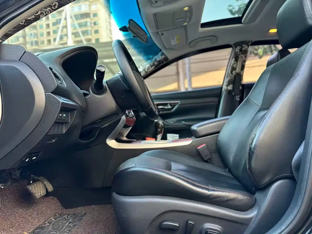 Teana Facelift 2.0 L XL Comfort