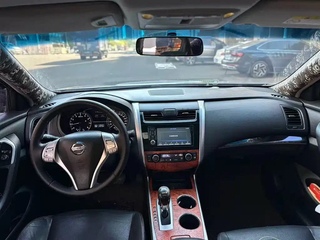 Teana Facelift 2.0 L XL Comfort