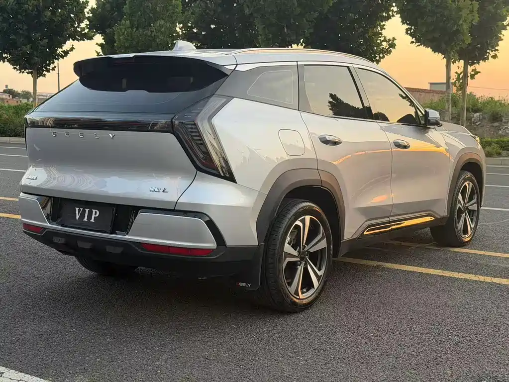Boyue L 4 th Gen 1.5 TD DCT Mountains Rivers