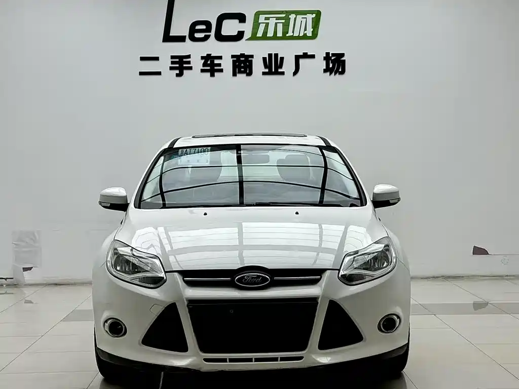 Focus Sedan 1.6 L Auto Style