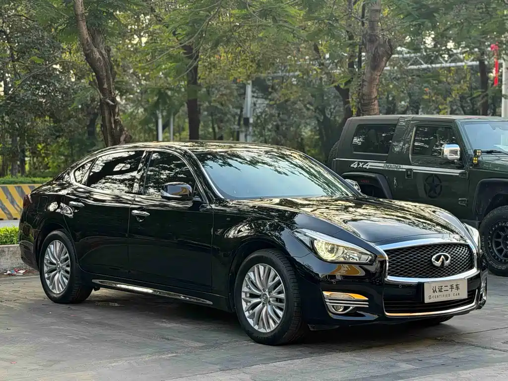Infiniti Q70 Q70 L 2.0 T Joy