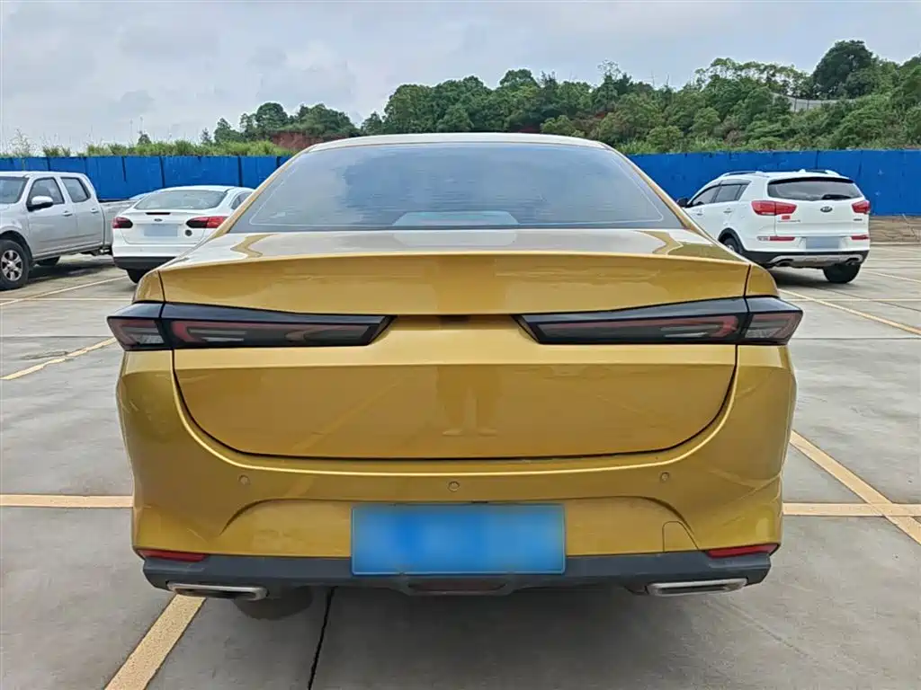 轩度 轩度 2021款 1.5 T CVT扎起版