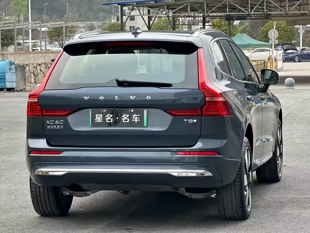 Volvo XC60 PHEV T8 PHEV Long Range 4 WD Smart Grace Luxury
