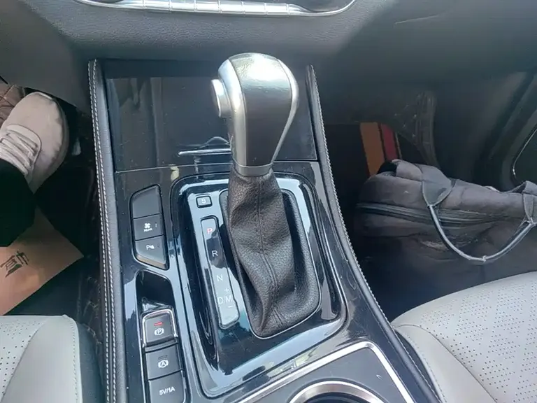 Baojun 730 1.5 T DCT Flagship 7-seat CN-V