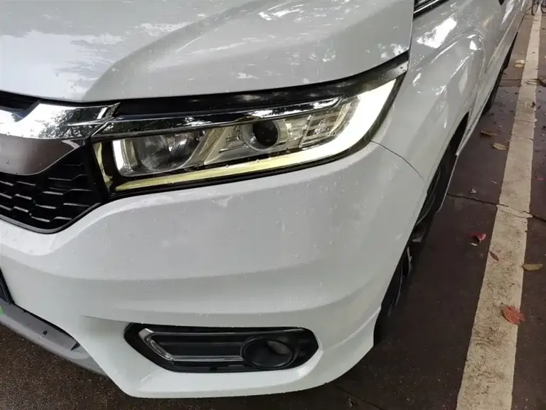 Honda Avancier 240 TURBO 2 WD Luxury