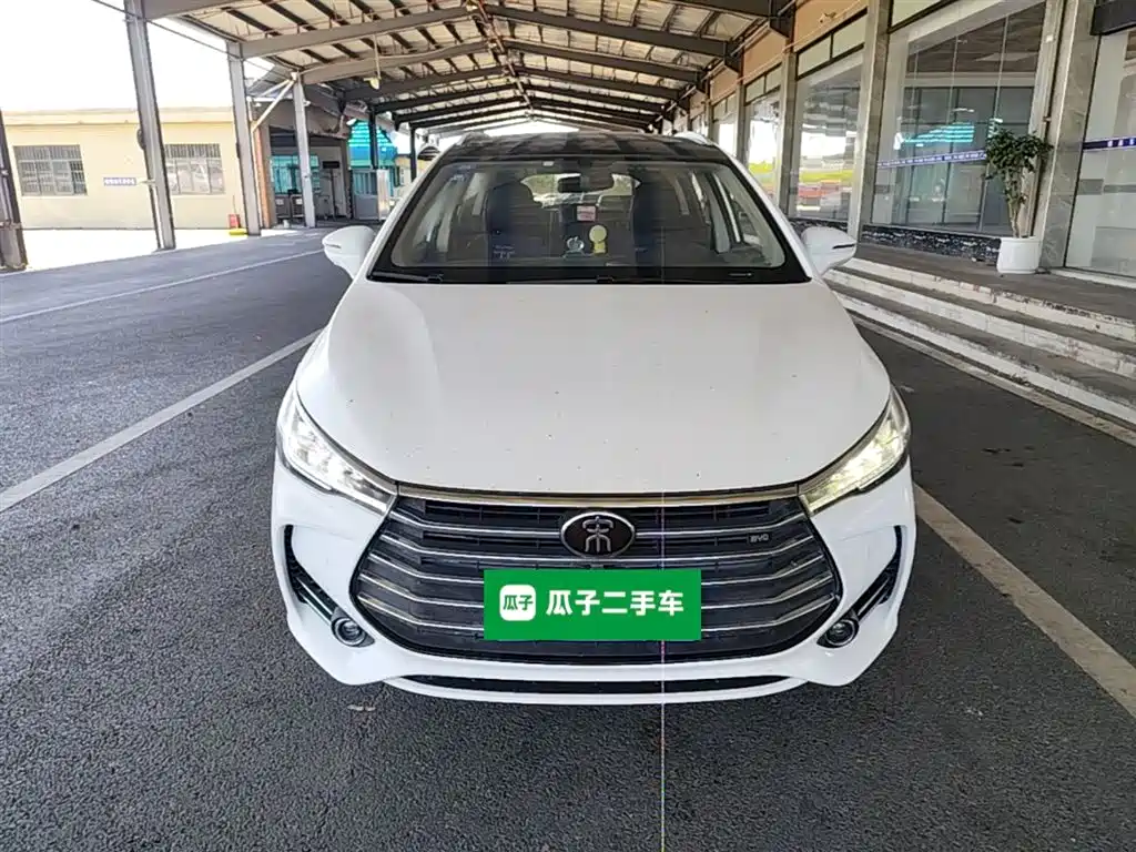 Song MAX 1.5 T Auto Connected Distinguished 7-seat