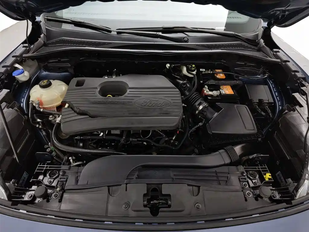 Escape EcoBoost 245 4 WD Indulge ST-LINE