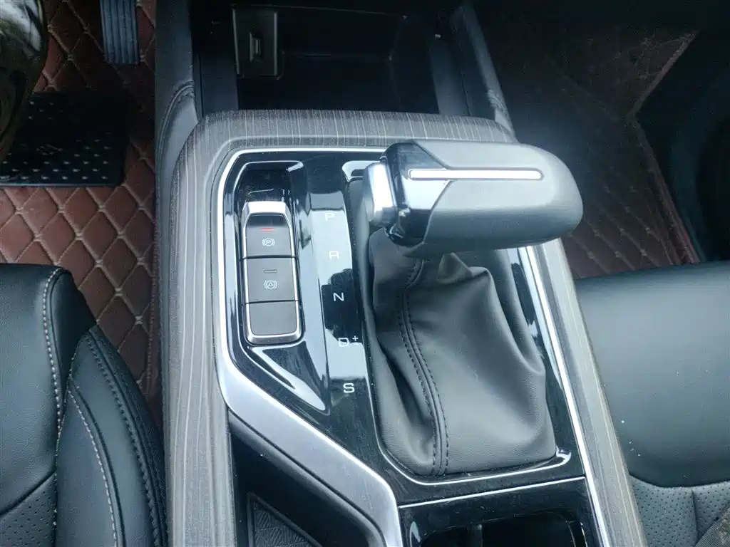 Wuling Jiachen 1.5 T CVT Smart Enjoyment Luxury