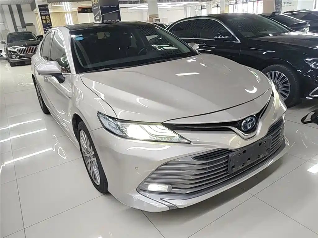 Camry Dual Engine 2.5 HG Luxury CN-VI