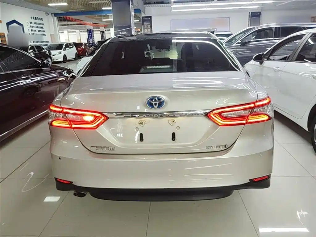 Camry Dual Engine 2.5 HG Luxury CN-VI