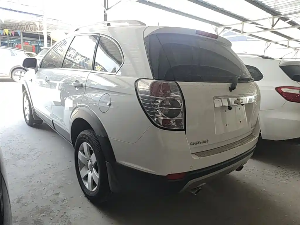 Captiva 2.4 L 2 WD City 7-seat