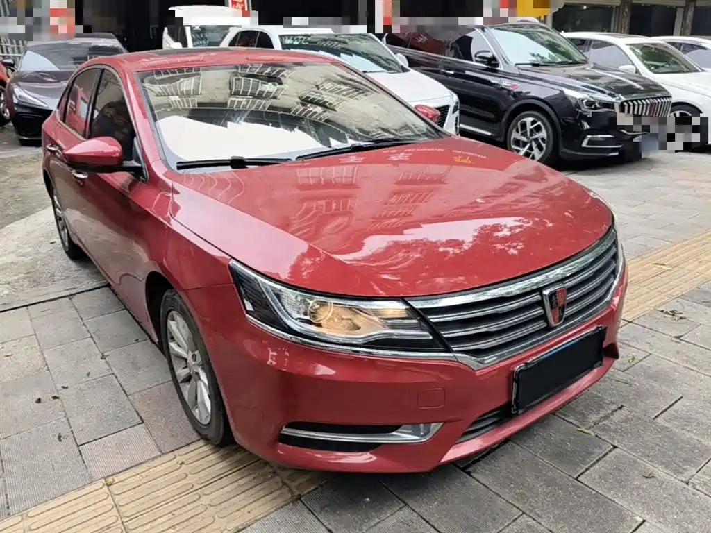Roewe i6 Classic 20 T Auto Internet Smart Enjoyment