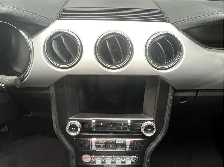 Ford Mustang 2.3 T Performance