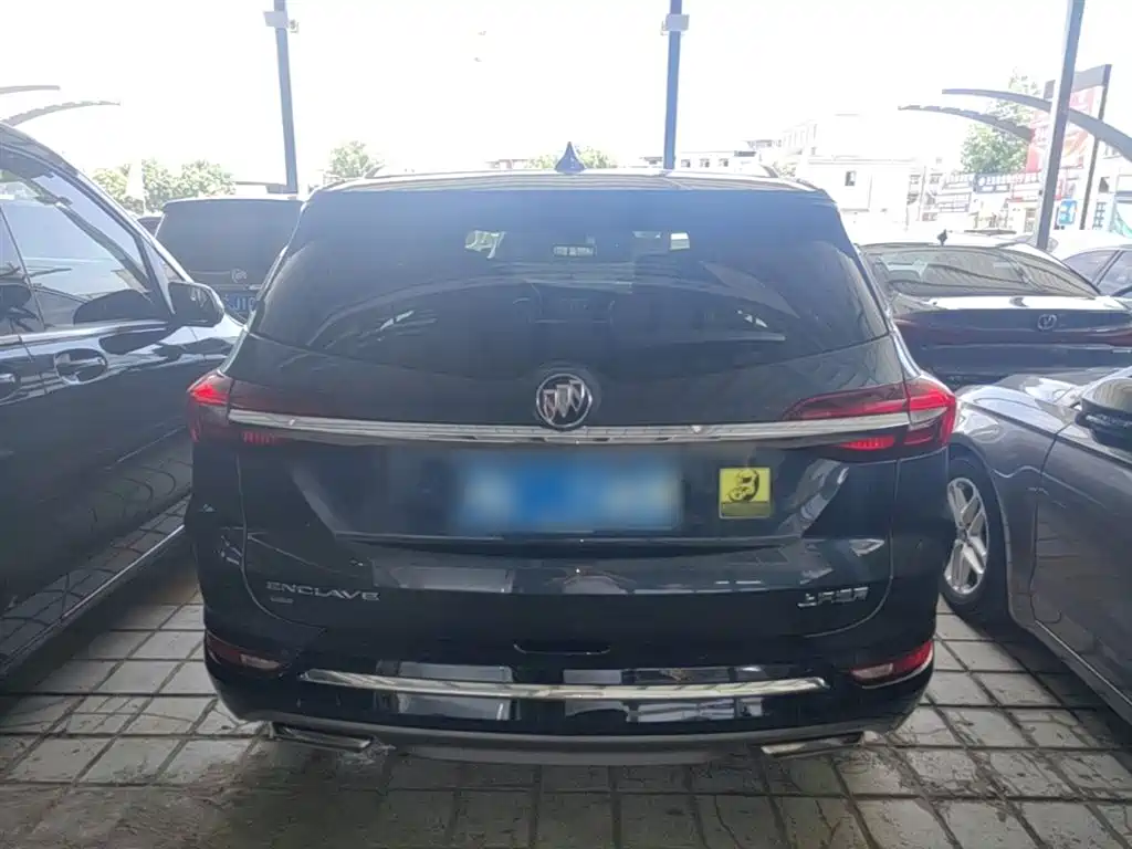 Enclave 652 T 4 WD Premium Flagship 7-seat