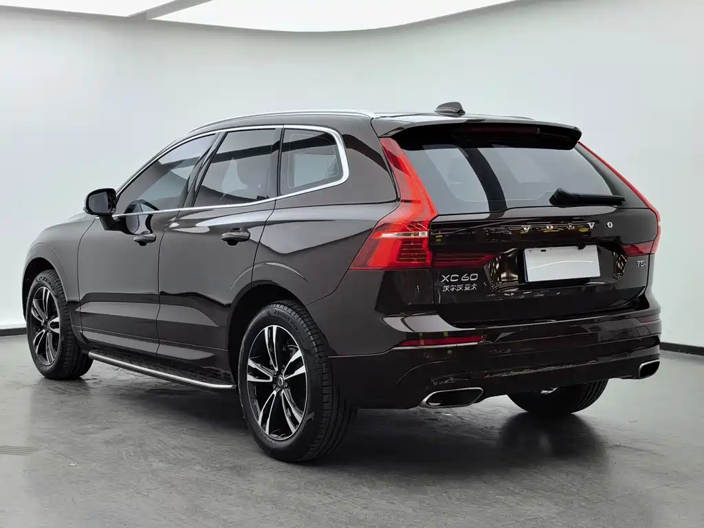 Volvo XC60 T5 4 WD Smart Vision