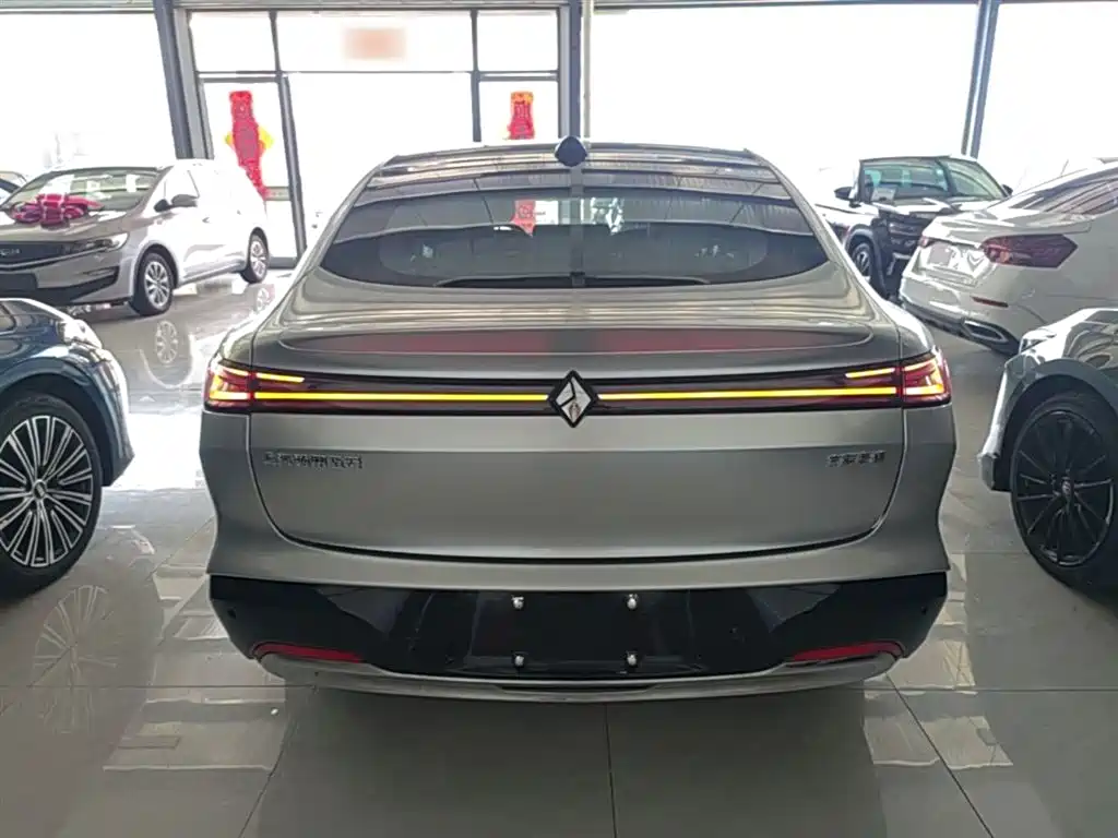 Baojun Xiangjing PHEV 140 km Luxury