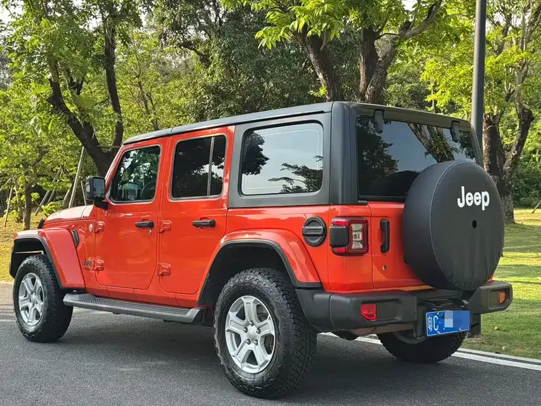 Jeep Wrangler 2.0 T Sahara 4-door