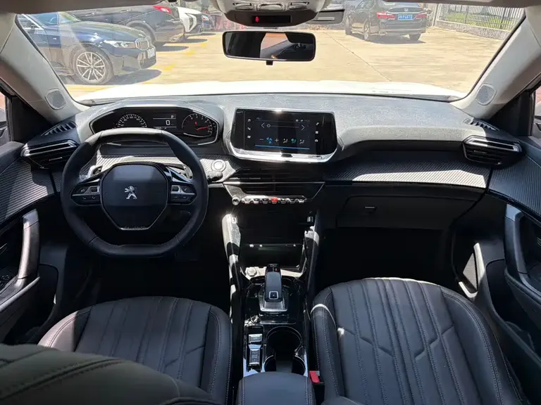 Peugeot 2008 2022 230 THP THE ONE