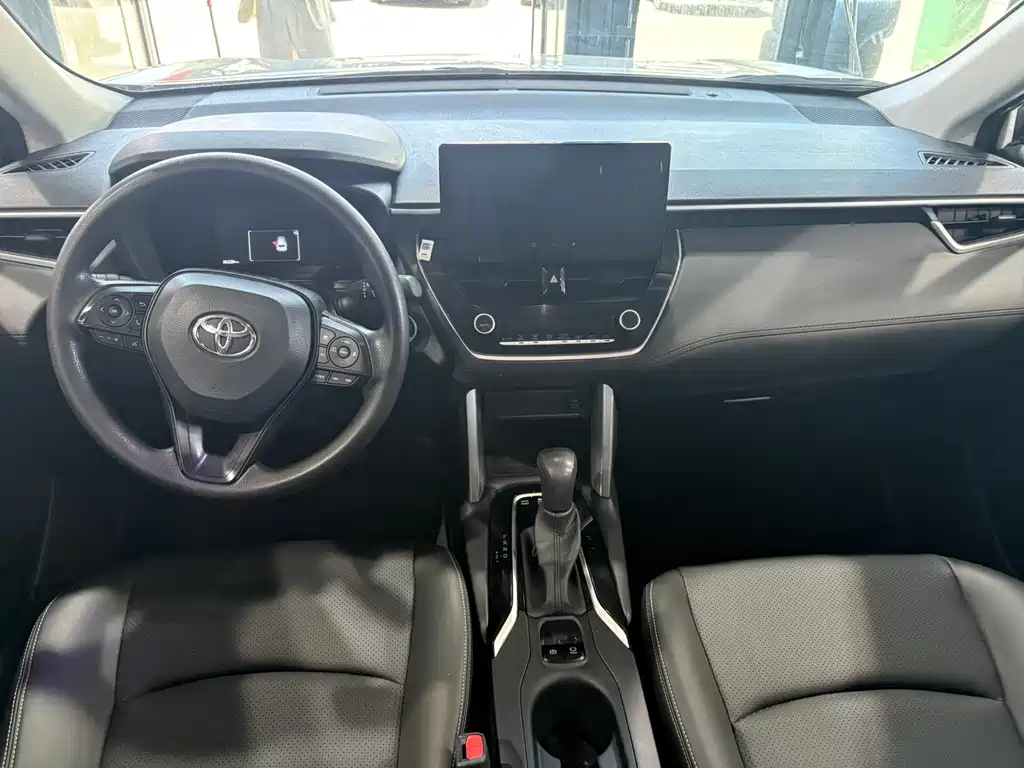 Corolla Cross 2.0 L Smart e-Hybrid Dual Engine Pioneer