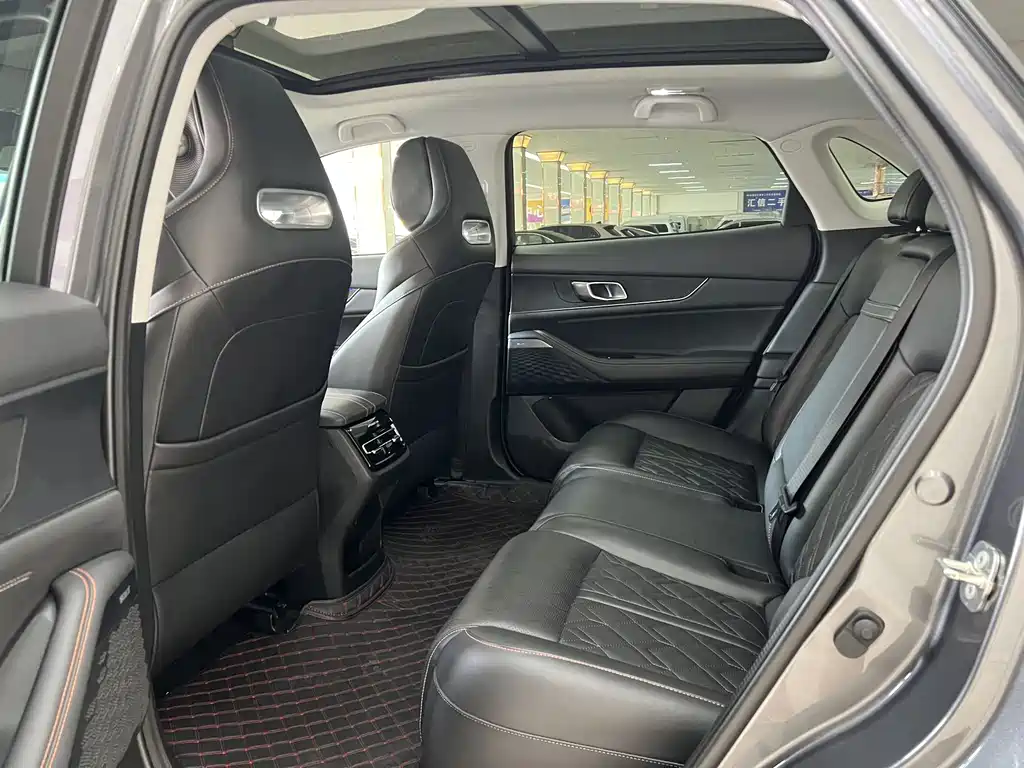 Changan UNI-K 2.0 T Distinguished