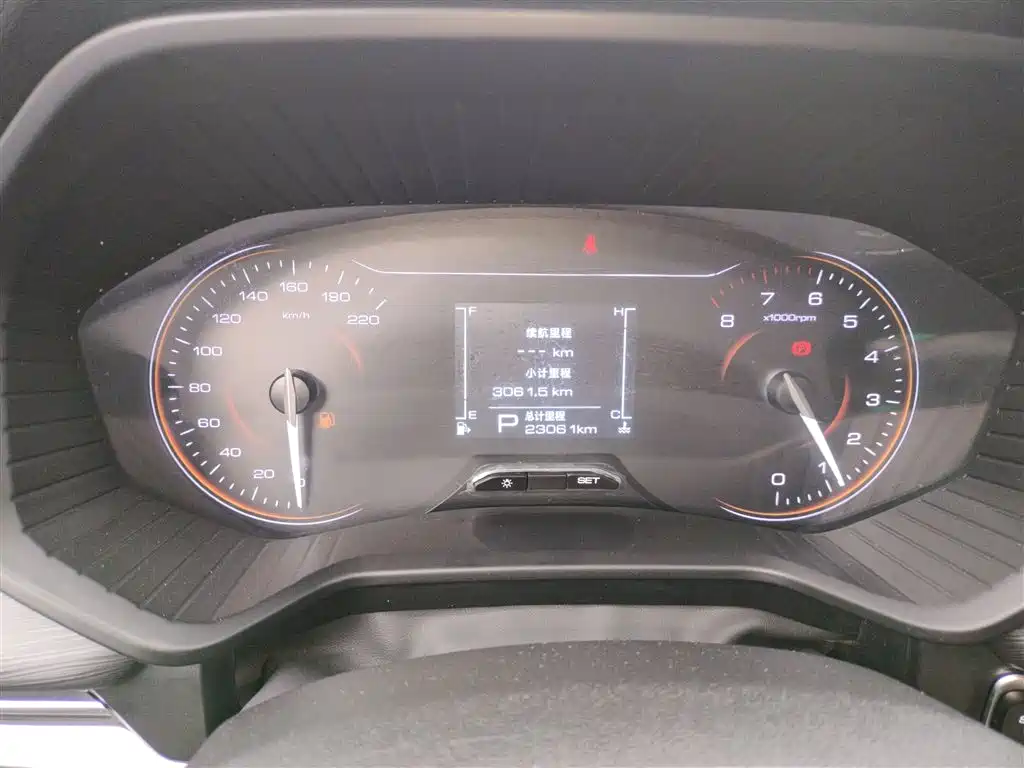 Wuling Jiachen 1.5 T CVT Smart Enjoyment Luxury