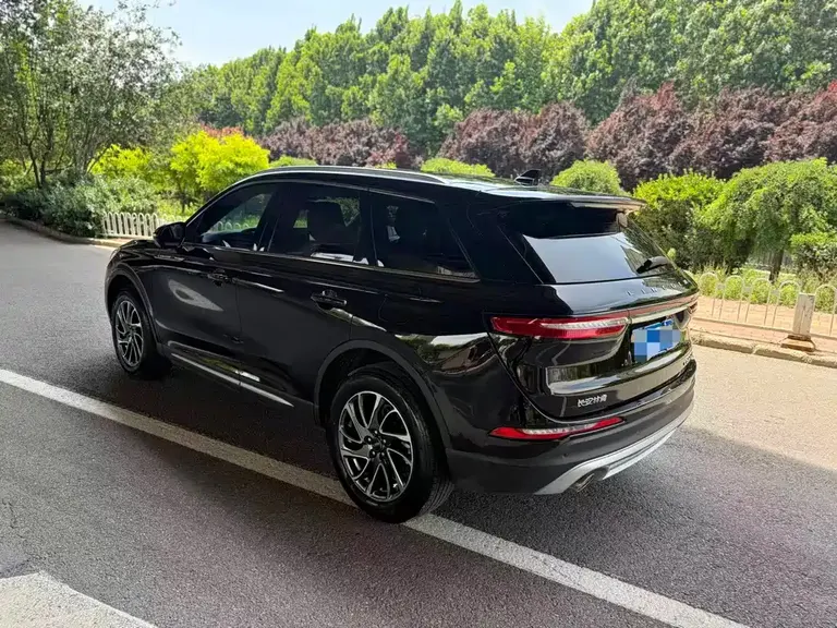 Lincoln Corsair 2.0 T 2 WD Premium