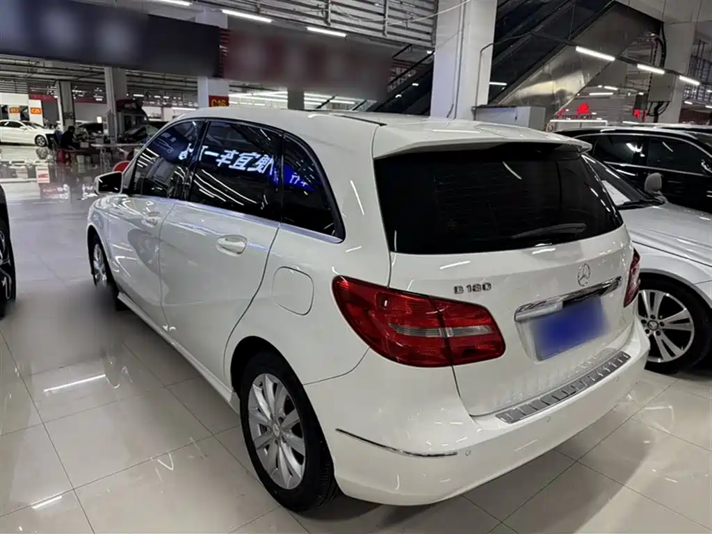 Mercedes-Benz B-Class B 180