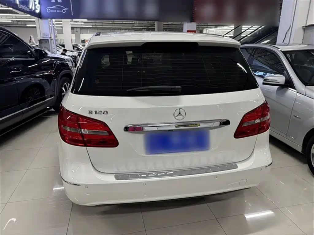 Mercedes-Benz B-Class B 180
