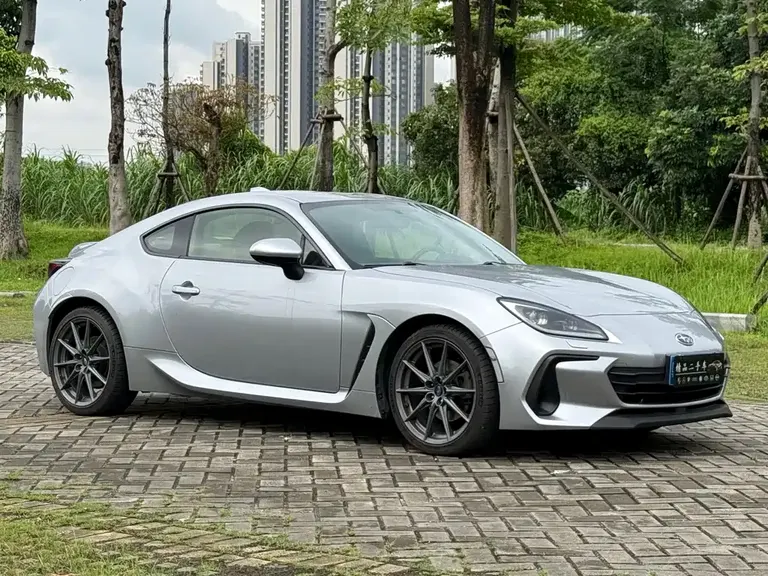 Subaru BRZ 2.4 L Manual