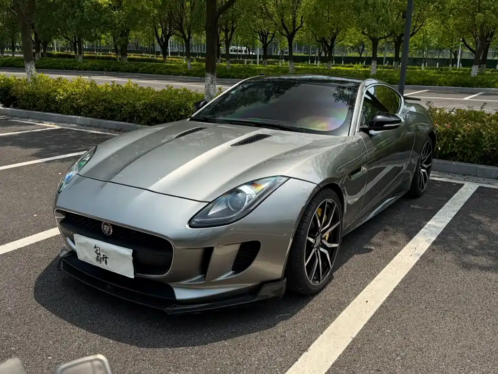 Jaguar F-TYPE 3.0 SC Hardtop