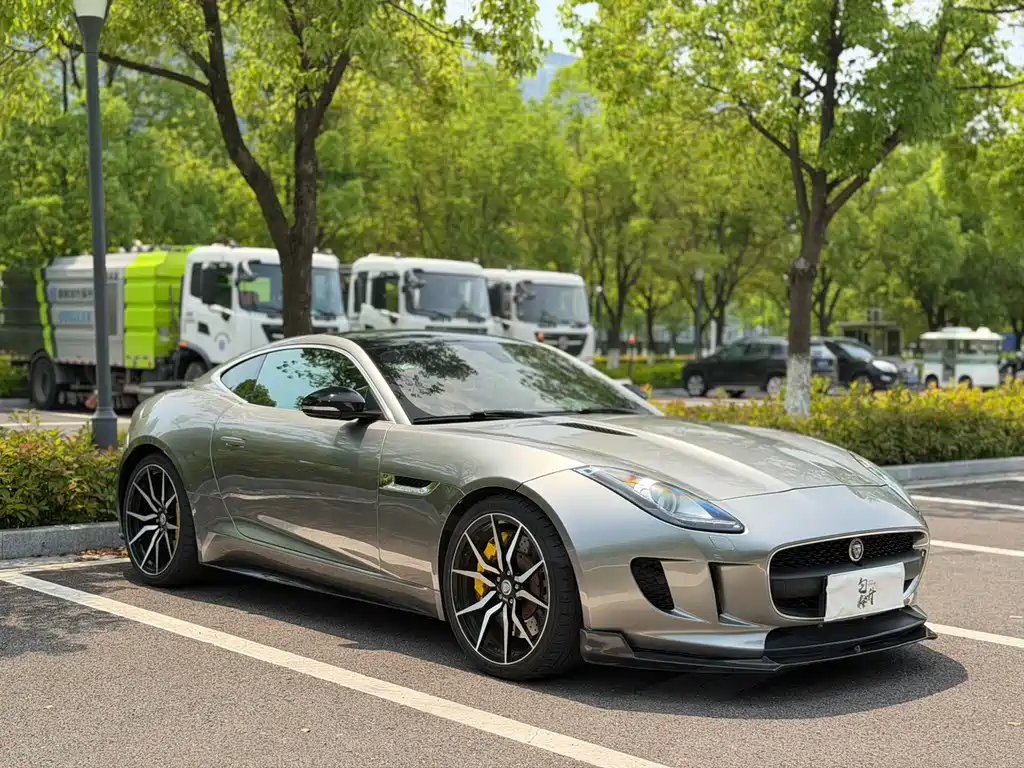 Jaguar F-TYPE 3.0 SC Hardtop