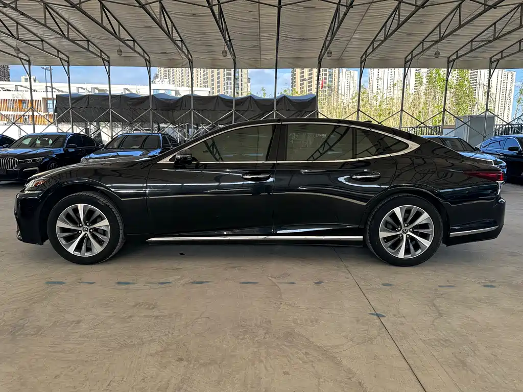 Lexus LS 350 Outstanding CN-V