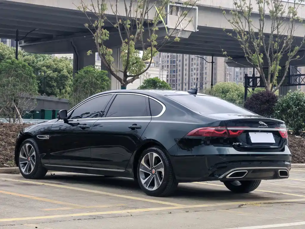 Jaguar XFL XFL 2.0 T P200 2 WD Elite Luxury