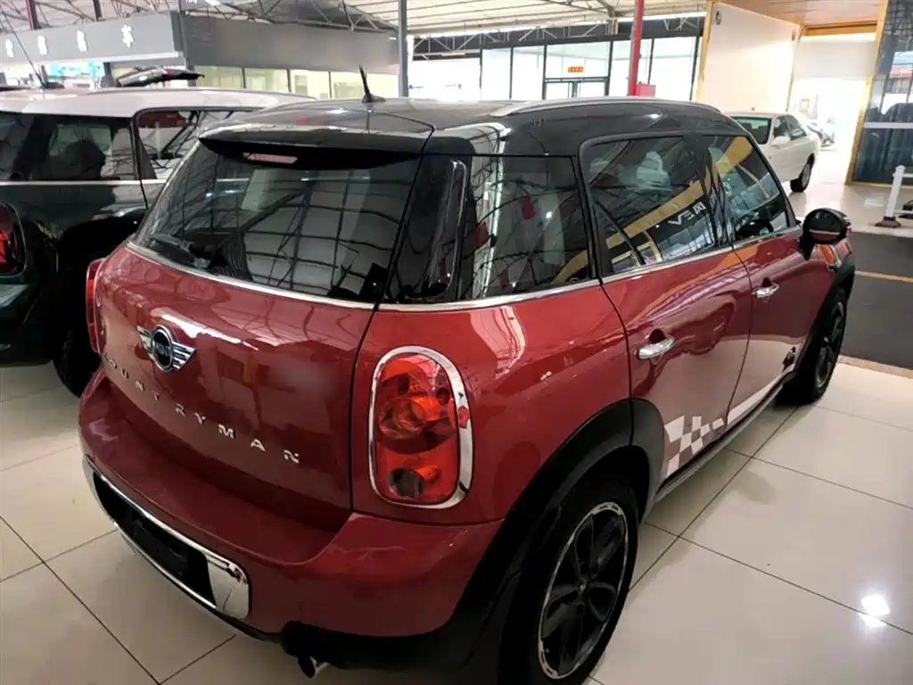 MINI COUNTRYMAN 1.6 T COOPER ALL4 Fun