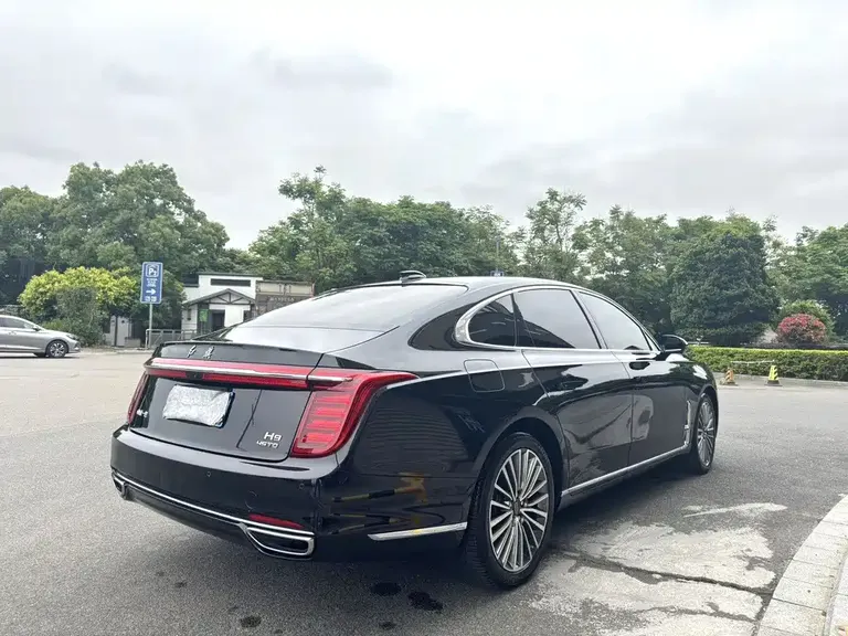 Hongqi H9 2.0 T Connected Flagship Enjoyment