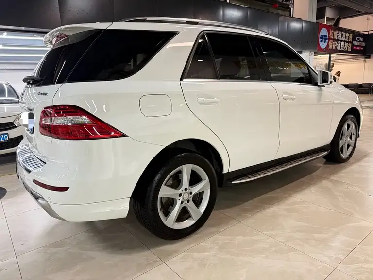 Mercedes-Benz M-Class ML 320 4 MATIC