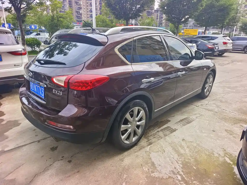 Infiniti EX EX25 Grace