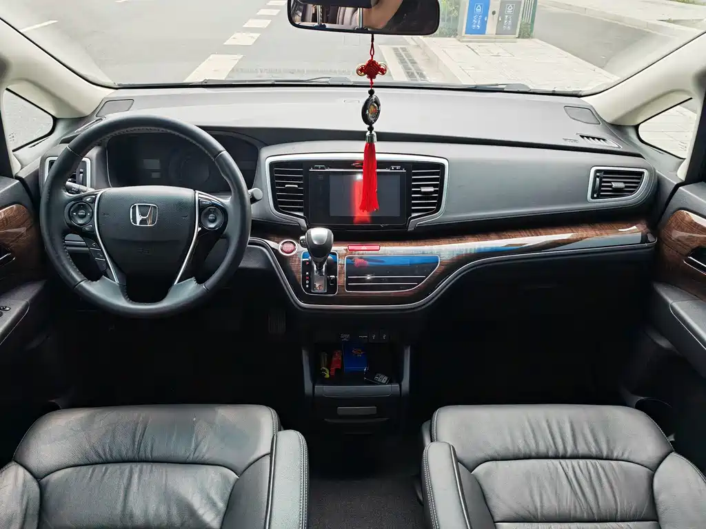Odyssey Facelift 2.4 L Smart Enjoyment