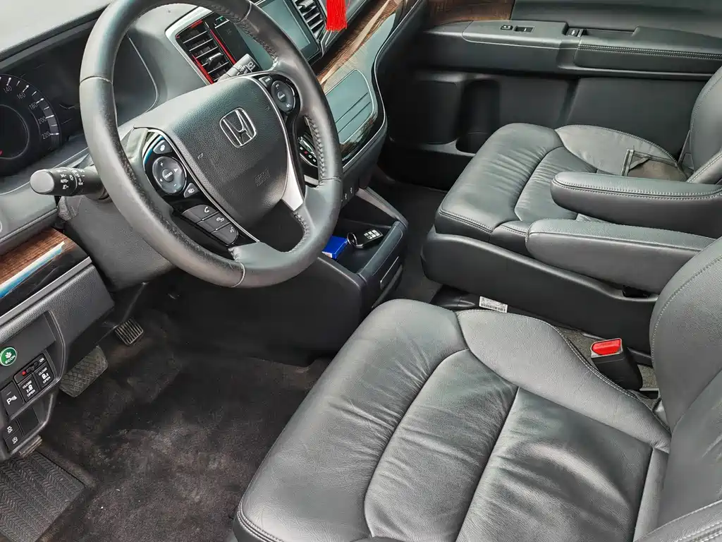 Odyssey Facelift 2.4 L Smart Enjoyment