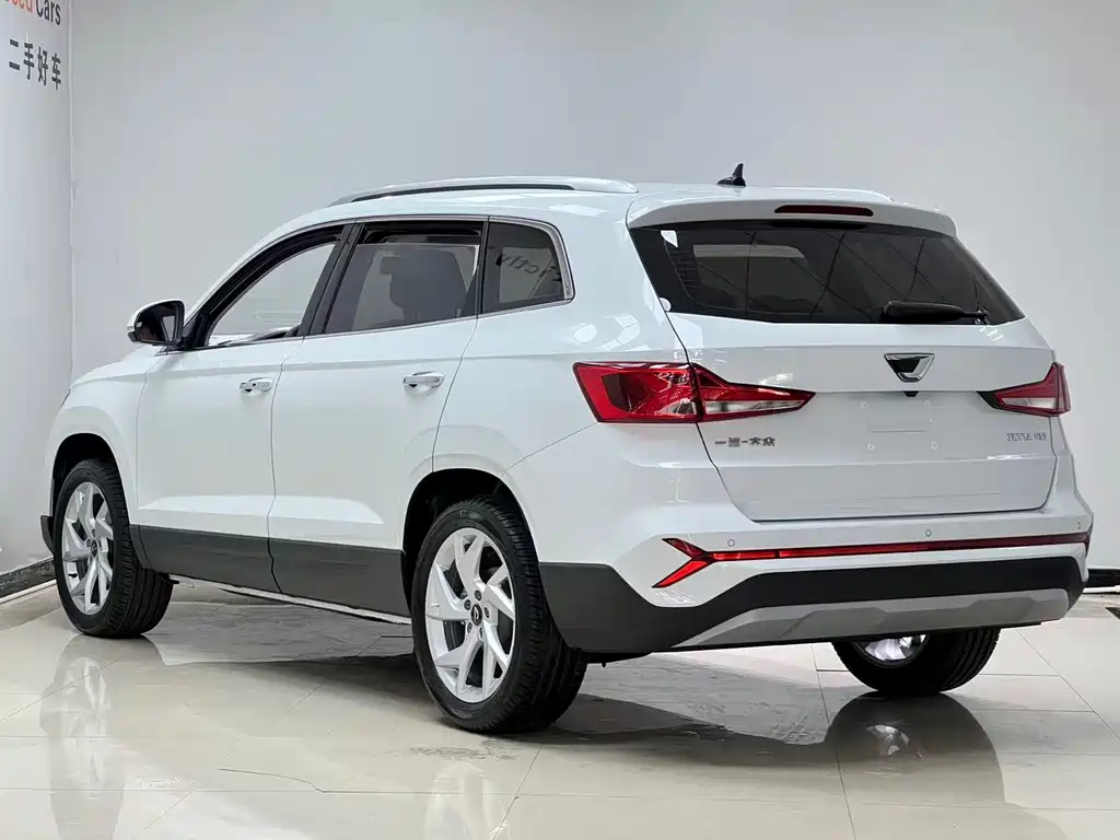 Jetta VS7 280 TSI Auto Joy