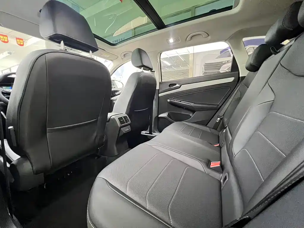 Jetta VS7 280 TSI Auto Joy