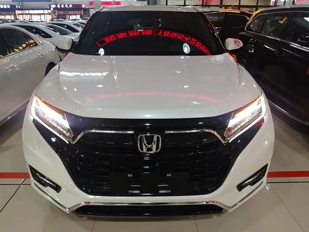 Honda UR-V 370 TURBO 4 WD Premium