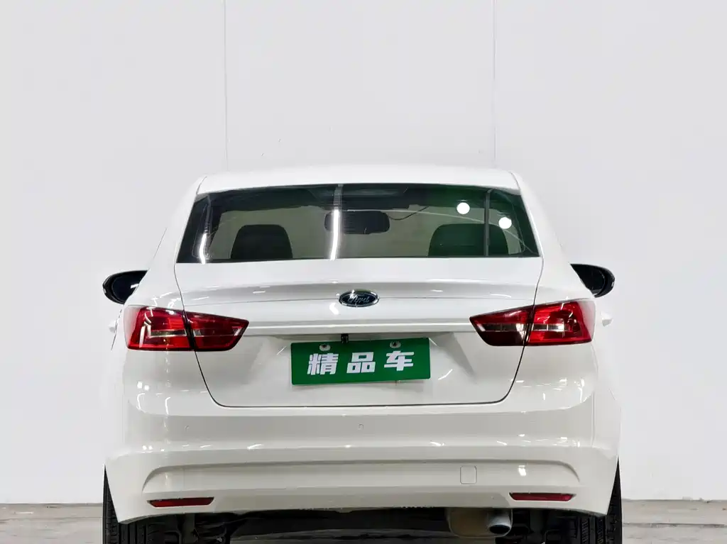 Escort 1.5 L Manual Comfort