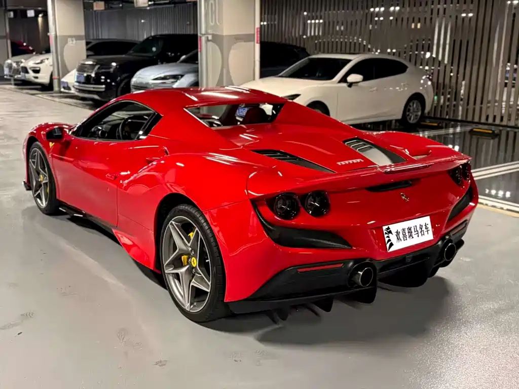 Ferrari F8 Spider 3.9 T V8