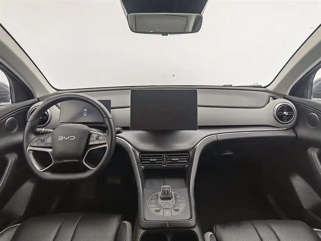 Seal 05 DM-i DM-i 75 KM Luxury
